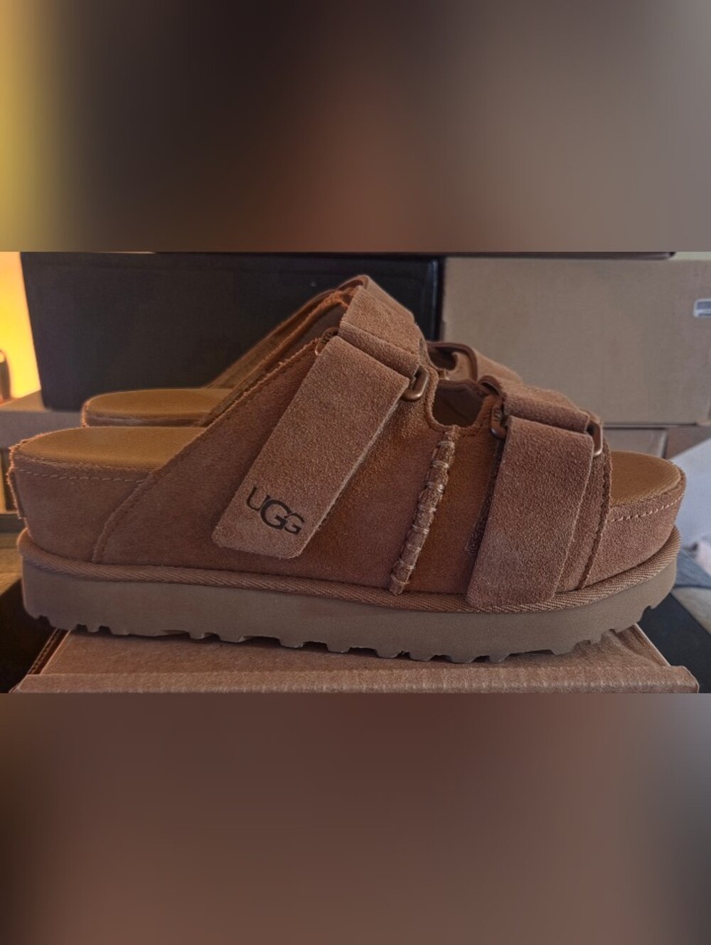 UGG Goldenstar Hi Slide Platform Sandals Chestnut Suede Size 7 NWT